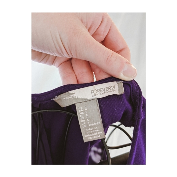 Pleated Lace-Detail Sheath Dress - Picture 4 of 4